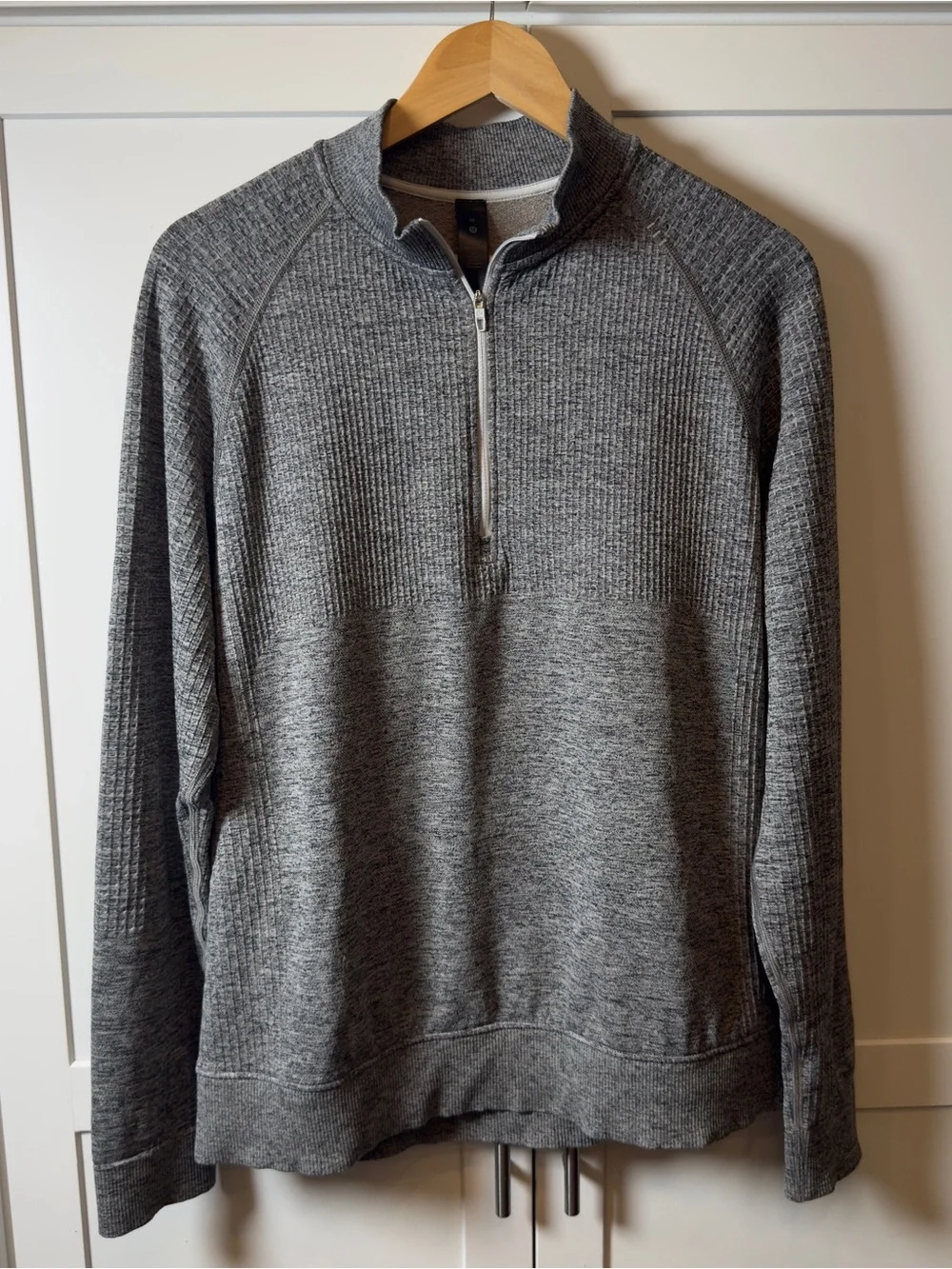 Lululemon Men's Engineered Warmth Half Zip Pullover - Gray - Size Medium